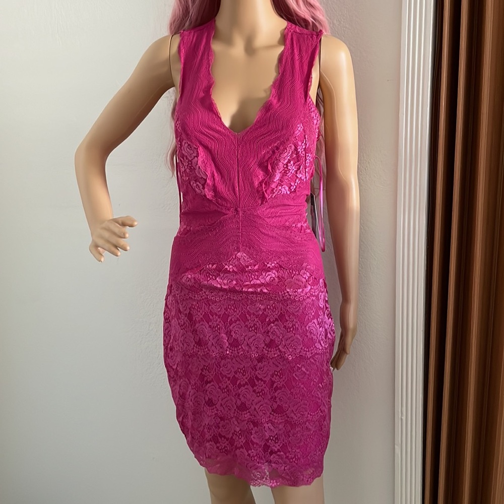 L pink lace dress